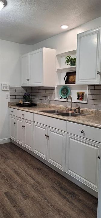 For Rent: $2,600 (3 beds, 2 baths, 1874 Square Feet)