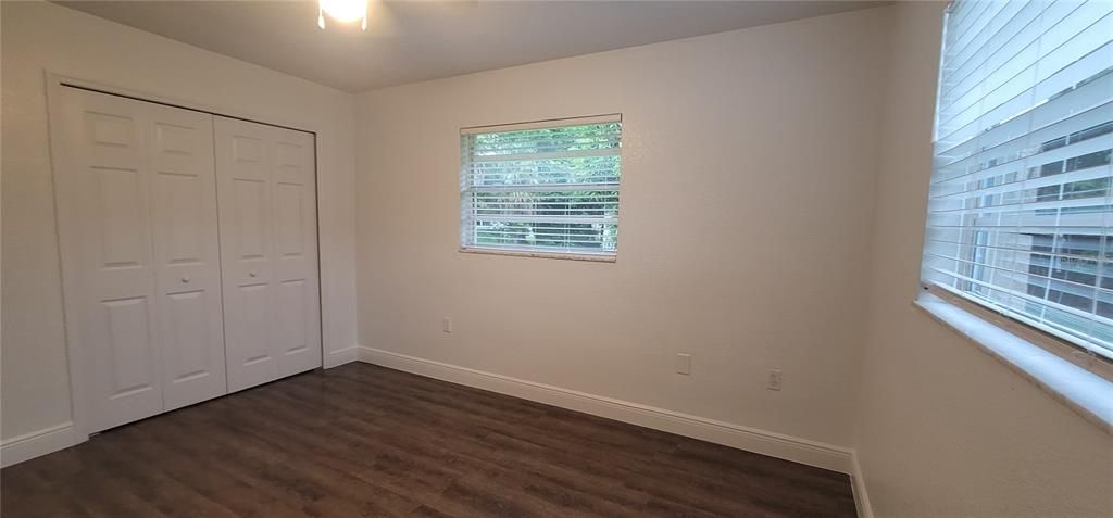 For Rent: $2,600 (3 beds, 2 baths, 1874 Square Feet)