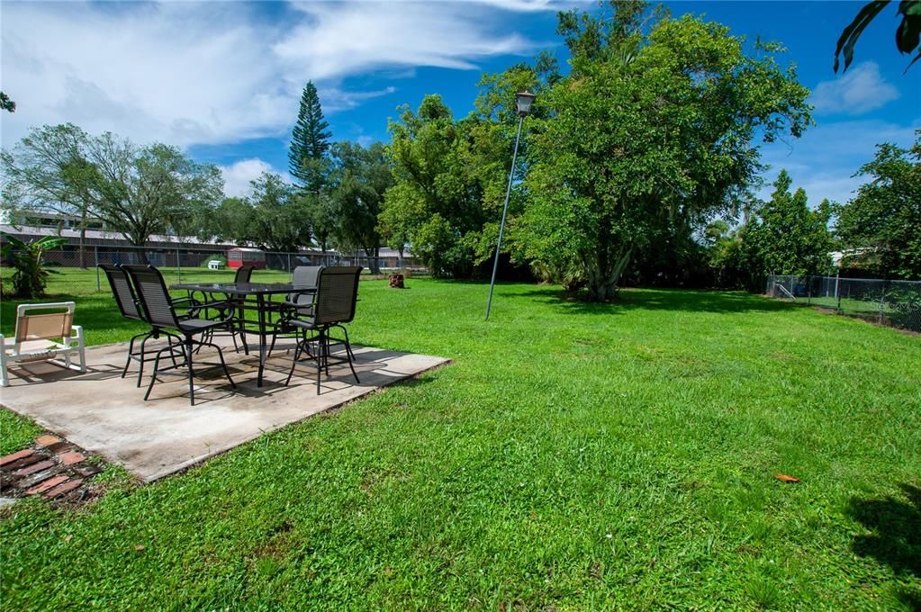 En Venta: $240,000 (5 camas, 2 baños, 1530 Pies cuadrados)