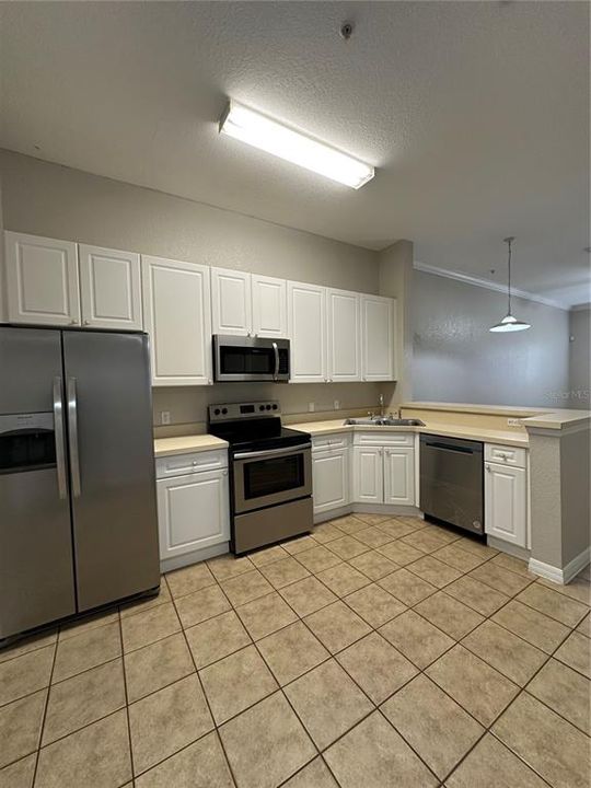 For Rent: $1,650 (2 beds, 2 baths, 960 Square Feet)