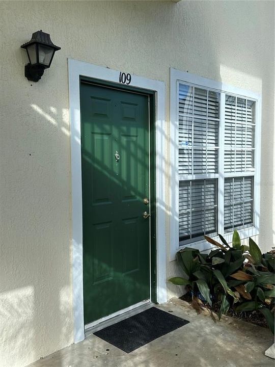 For Rent: $1,650 (2 beds, 2 baths, 960 Square Feet)