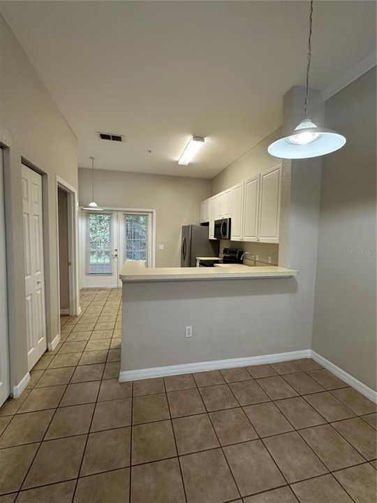For Rent: $1,650 (2 beds, 2 baths, 960 Square Feet)