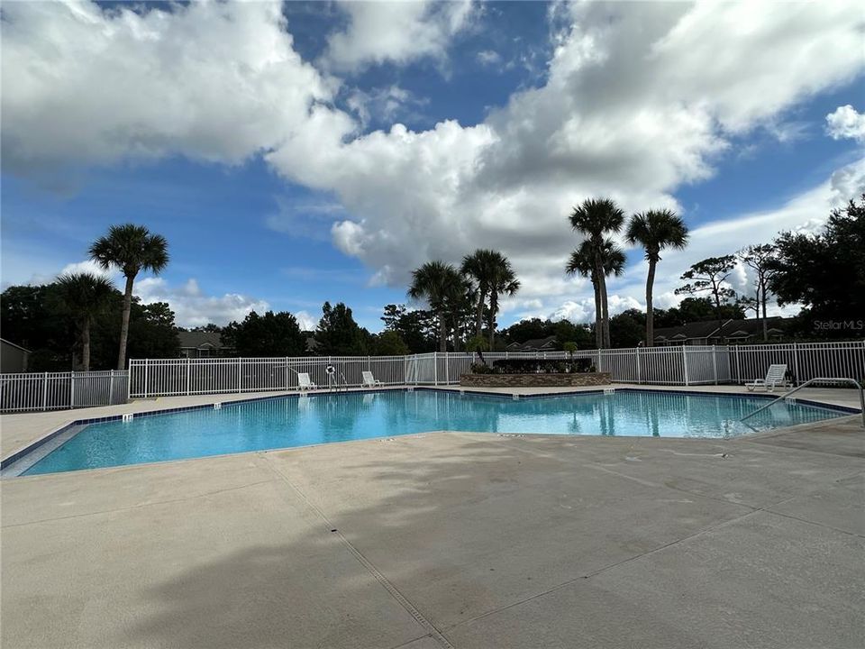 For Rent: $1,650 (2 beds, 2 baths, 960 Square Feet)