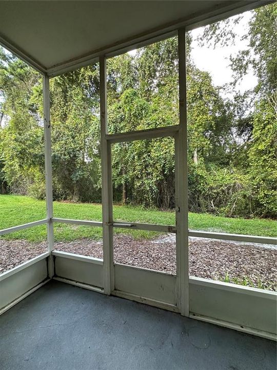 For Rent: $1,650 (2 beds, 2 baths, 960 Square Feet)