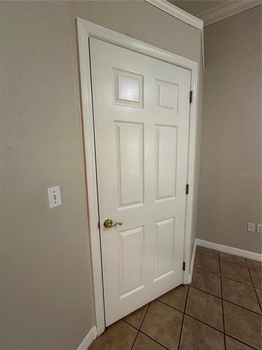 For Rent: $1,650 (2 beds, 2 baths, 960 Square Feet)