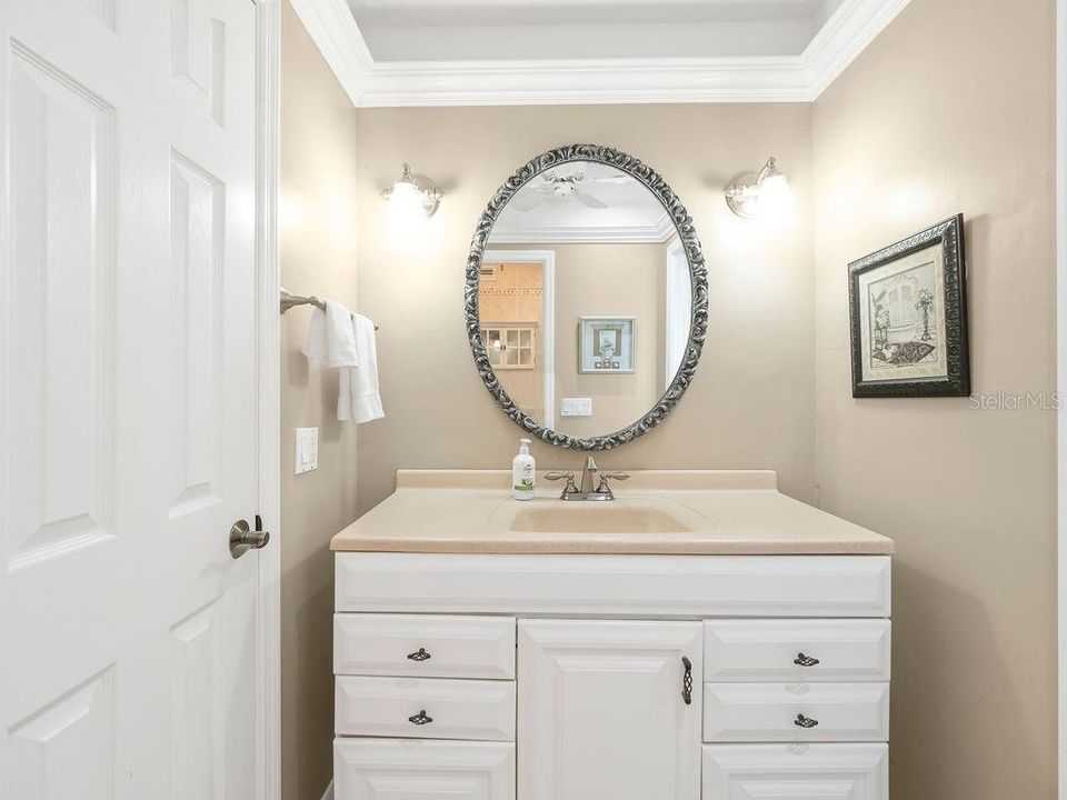 For Sale: $2,690,000 (3 beds, 2 baths, 1553 Square Feet)