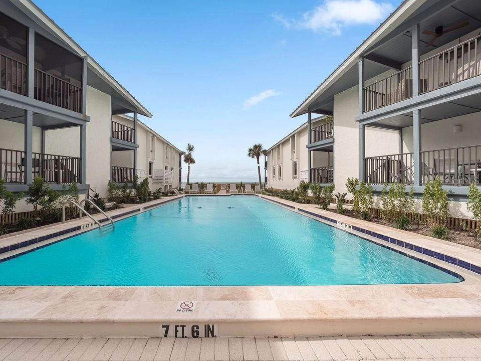 For Sale: $2,690,000 (3 beds, 2 baths, 1553 Square Feet)