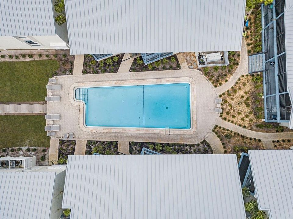 For Sale: $2,690,000 (3 beds, 2 baths, 1553 Square Feet)