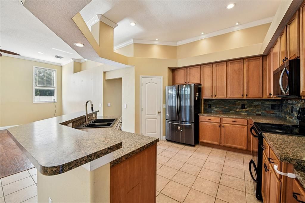 На продажу: $579,000 (4 спален, 3 ванн, 2950 Квадратных фут)