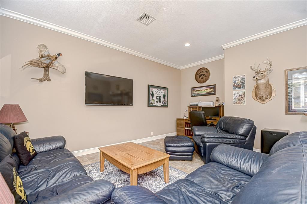 Active With Contract: $899,000 (4 beds, 3 baths, 3609 Square Feet)