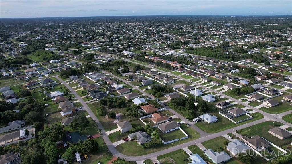 待售: $165,000 (0.23 acres)