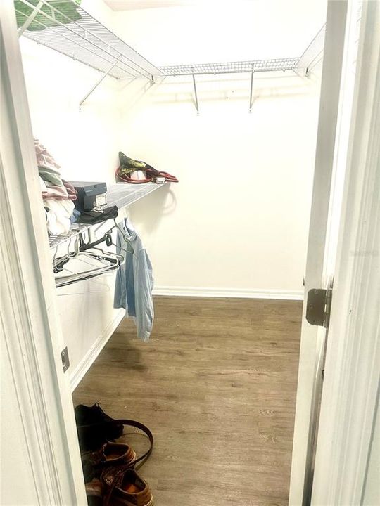 待售: $235,000 (3 贝兹, 2 浴室, 1498 平方英尺)