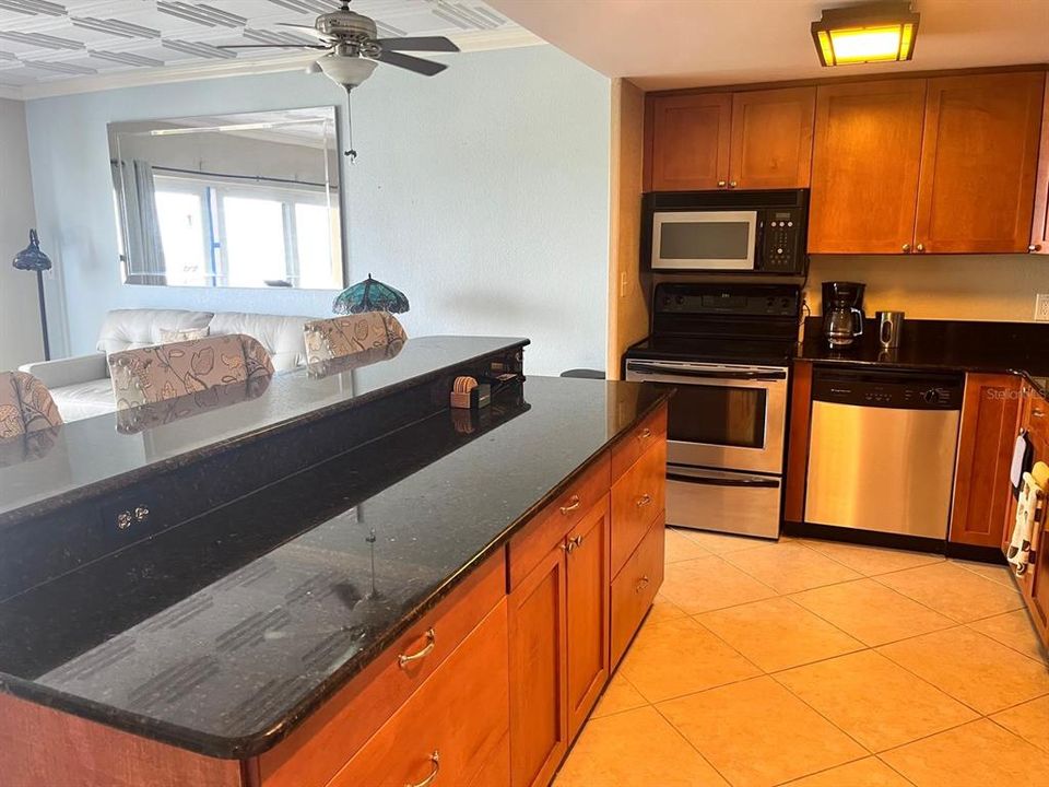 На продажу: $419,000 (1 спален, 1 ванн, 775 Квадратных фут)