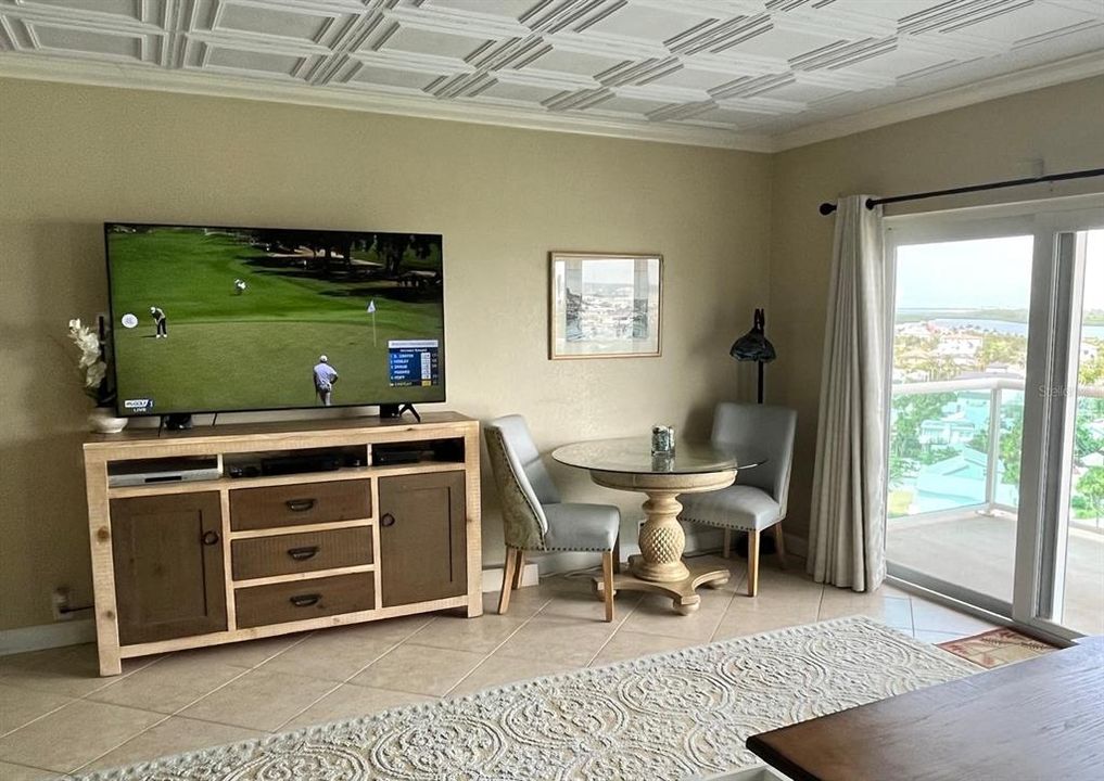 На продажу: $419,000 (1 спален, 1 ванн, 775 Квадратных фут)