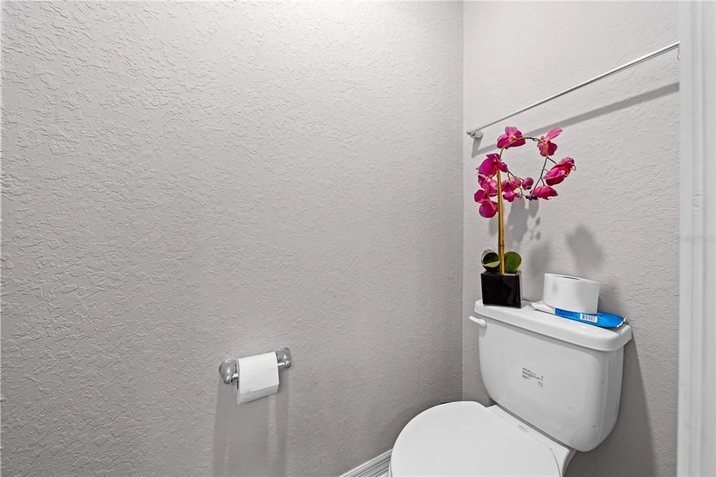 Под контрактом: $529,999 (5 спален, 4 ванн, 3137 Квадратных фут)