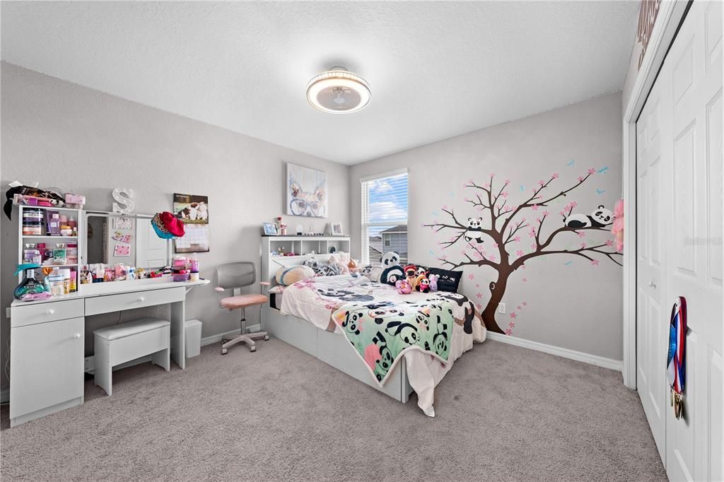 Под контрактом: $529,999 (5 спален, 4 ванн, 3137 Квадратных фут)