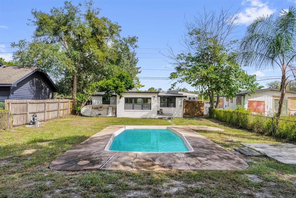 En Venta: $375,000 (3 camas, 2 baños, 1644 Pies cuadrados)