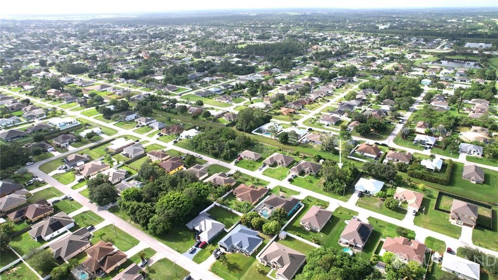 На продажу: $190,000 (0.23 acres)