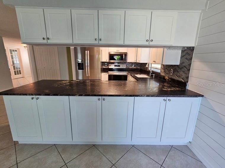 В аренду: $2,900 (3 спален, 2 ванн, 1702 Квадратных фут)