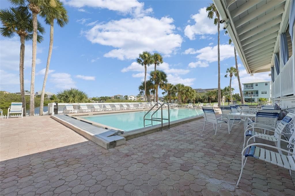 待售: $795,000 (5 贝兹, 3 浴室, 2940 平方英尺)