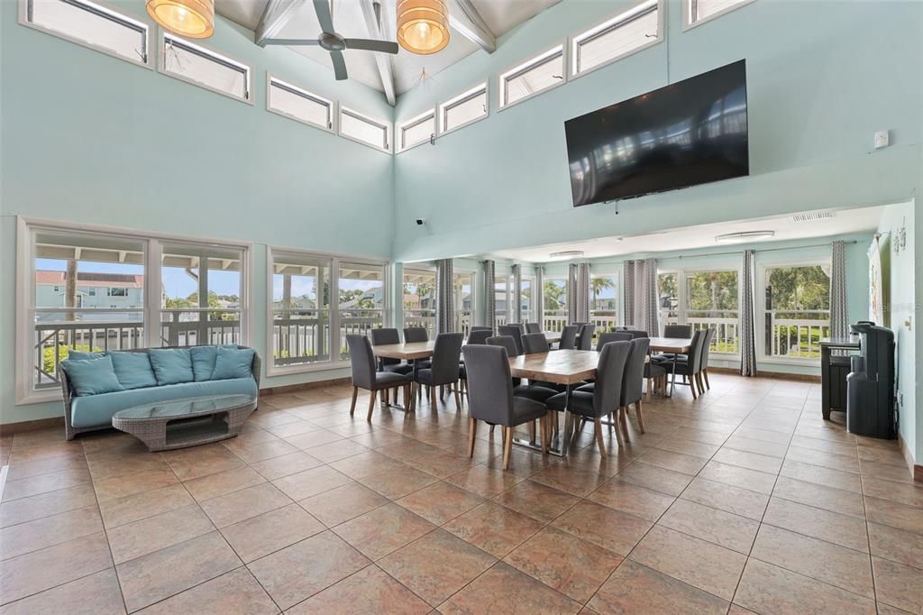 待售: $795,000 (5 贝兹, 3 浴室, 2940 平方英尺)