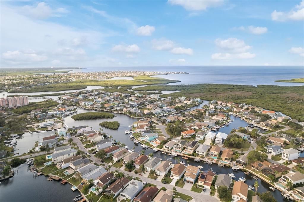 待售: $795,000 (5 贝兹, 3 浴室, 2940 平方英尺)