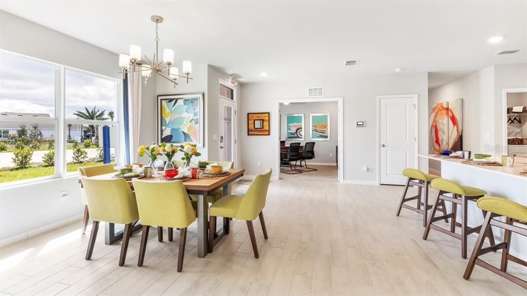 Active With Contract: $264,999 (2 beds, 2 baths, 1503 Square Feet)