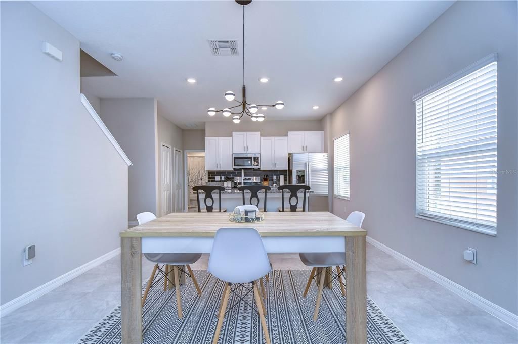 For Rent: $2,795 (3 beds, 3 baths, 1940 Square Feet)