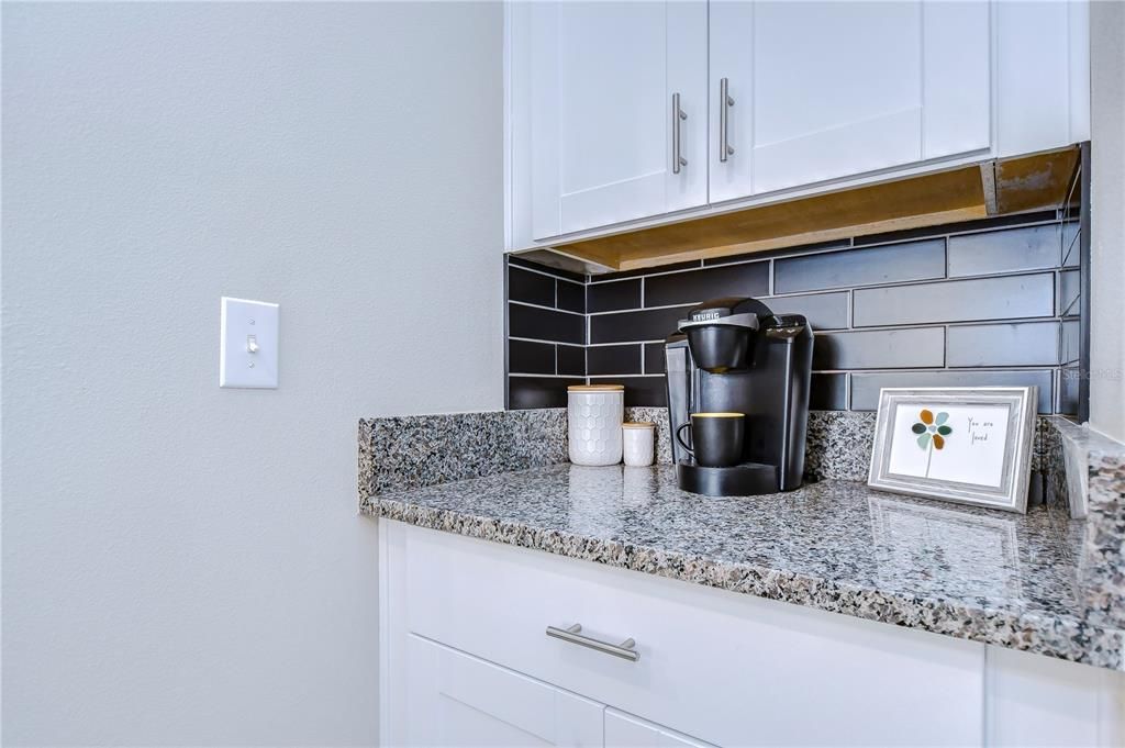 For Rent: $2,795 (3 beds, 3 baths, 1940 Square Feet)