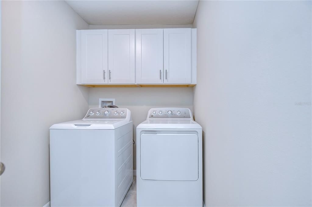 For Rent: $2,795 (3 beds, 3 baths, 1940 Square Feet)