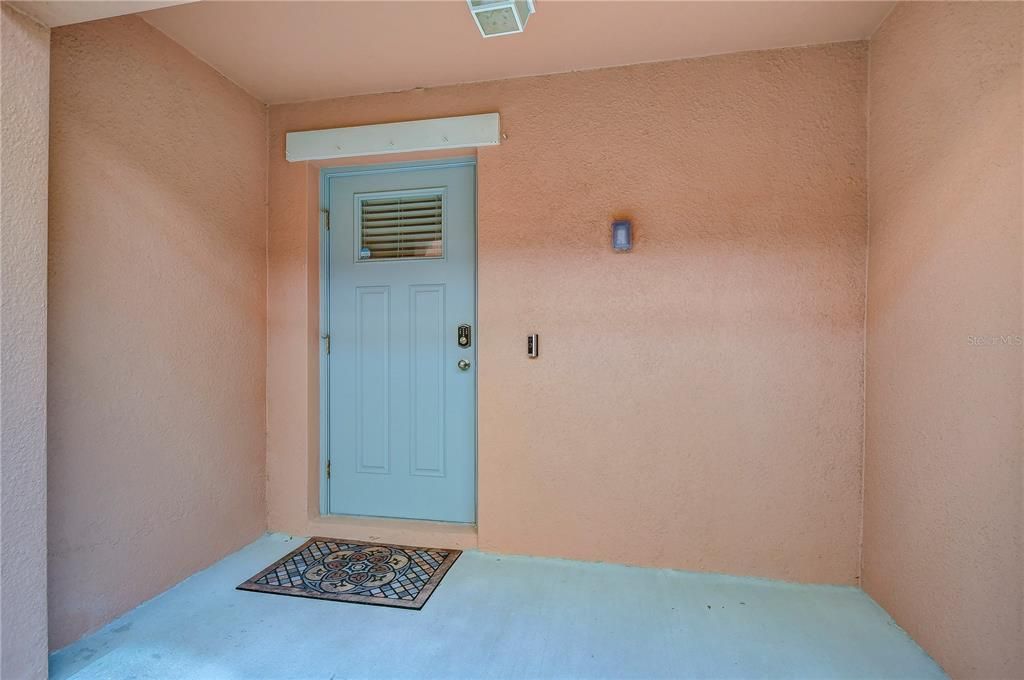 For Rent: $2,795 (3 beds, 3 baths, 1940 Square Feet)