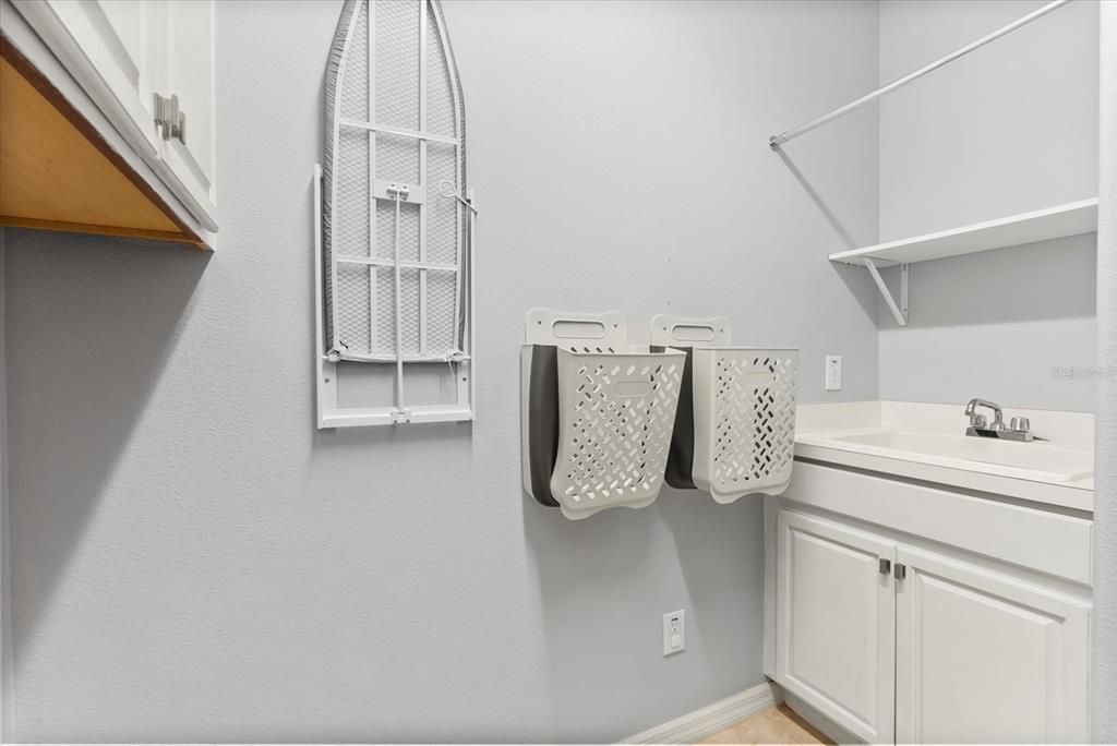 待售: $495,000 (4 贝兹, 2 浴室, 2603 平方英尺)