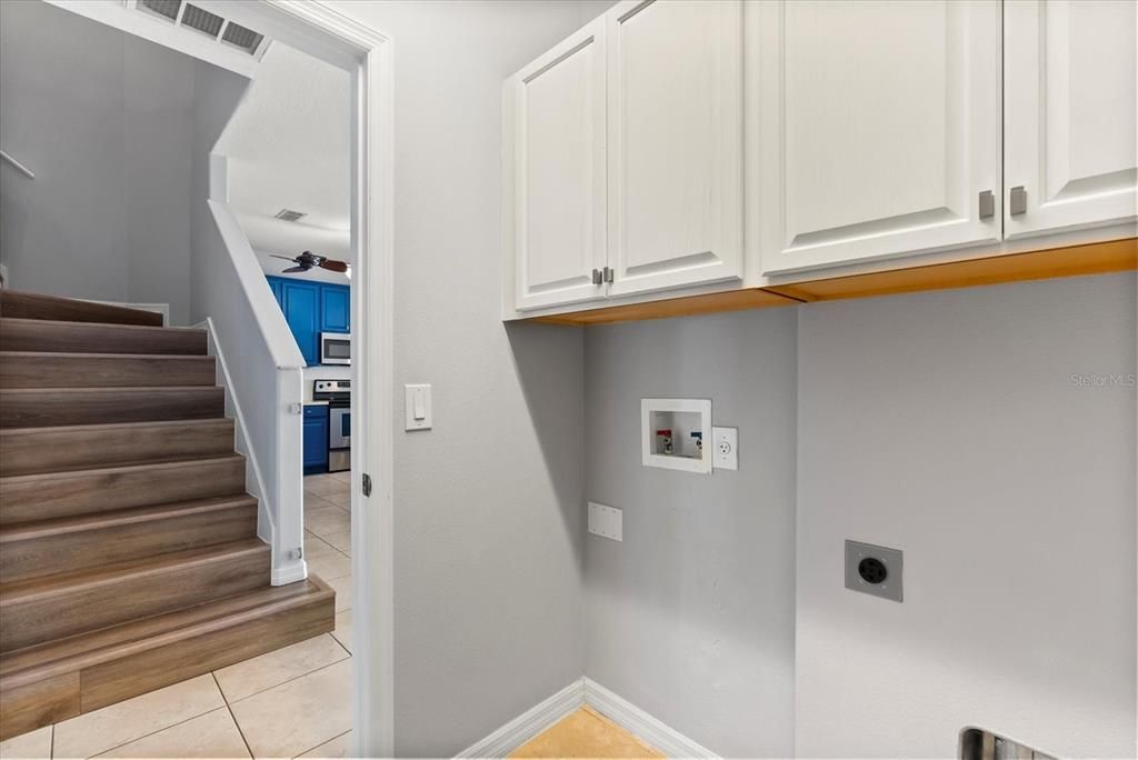 待售: $495,000 (4 贝兹, 2 浴室, 2603 平方英尺)