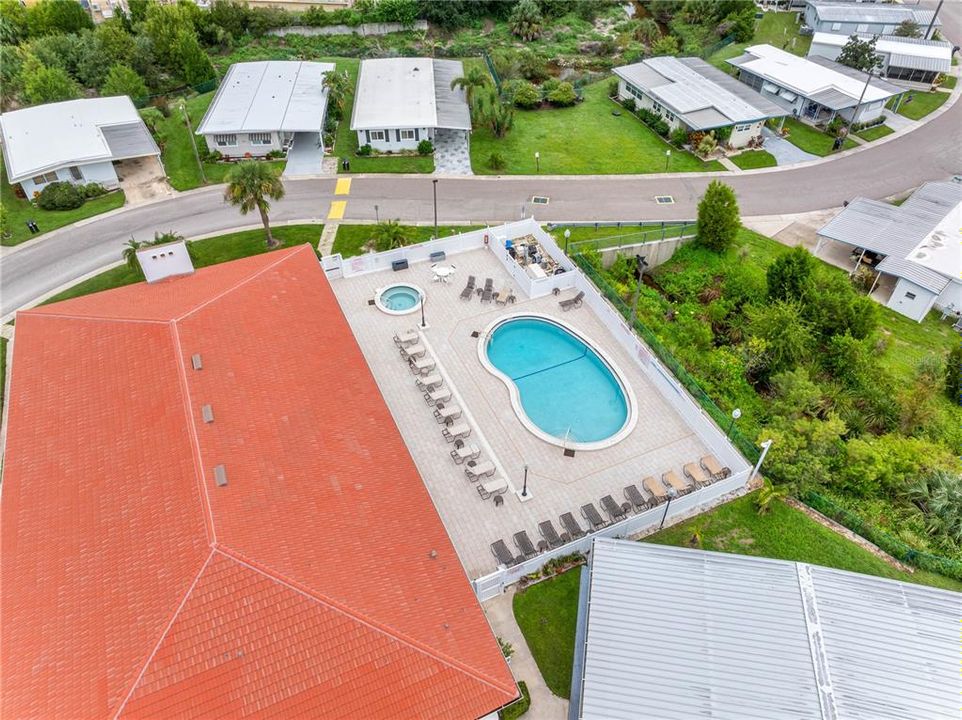 合同活跃: $145,000 (2 贝兹, 2 浴室, 1004 平方英尺)