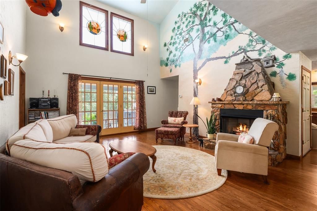 For Sale: $575,000 (3 beds, 2 baths, 2726 Square Feet)