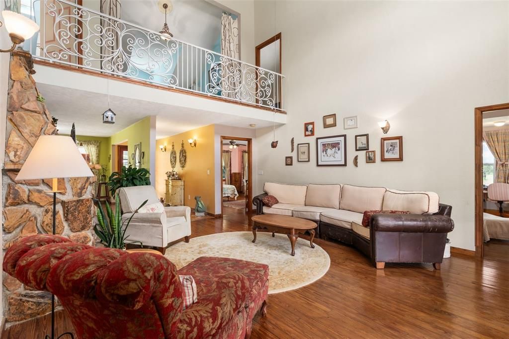 For Sale: $575,000 (3 beds, 2 baths, 2726 Square Feet)