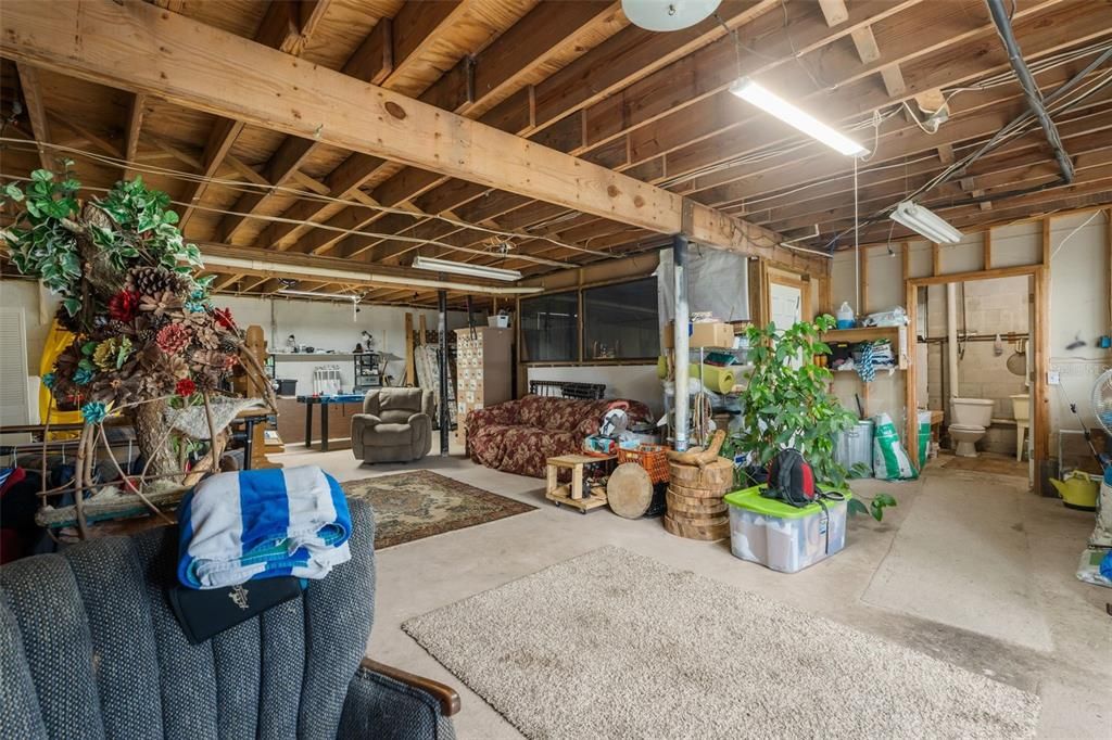 For Sale: $575,000 (3 beds, 2 baths, 2726 Square Feet)