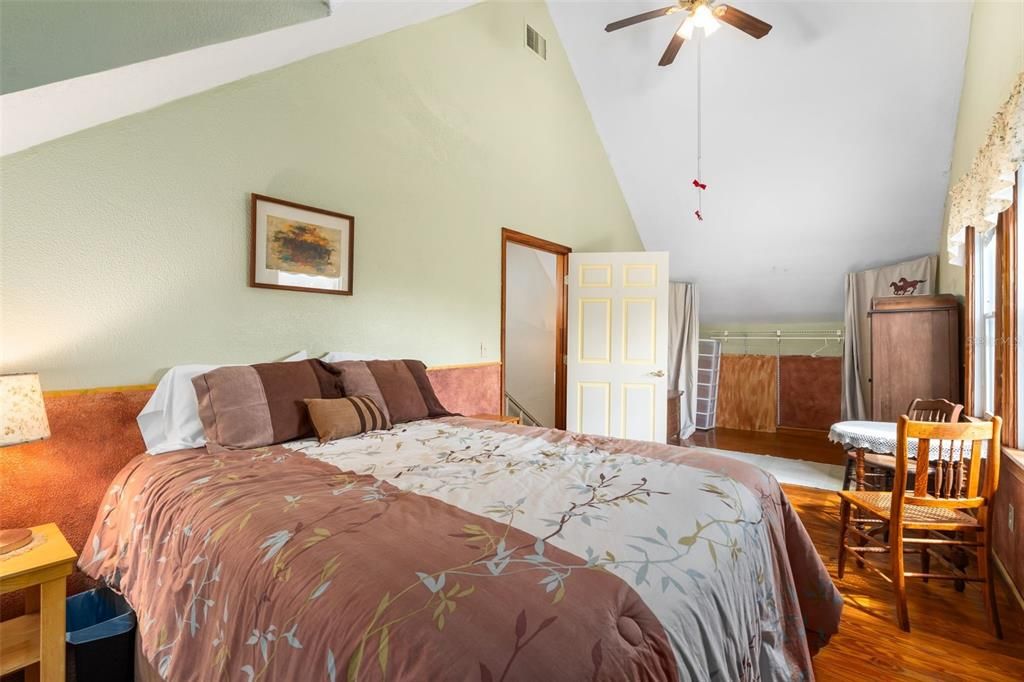 For Sale: $575,000 (3 beds, 2 baths, 2726 Square Feet)