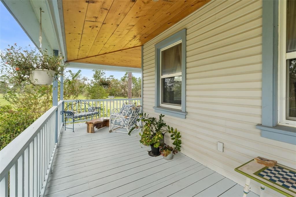 For Sale: $575,000 (3 beds, 2 baths, 2726 Square Feet)