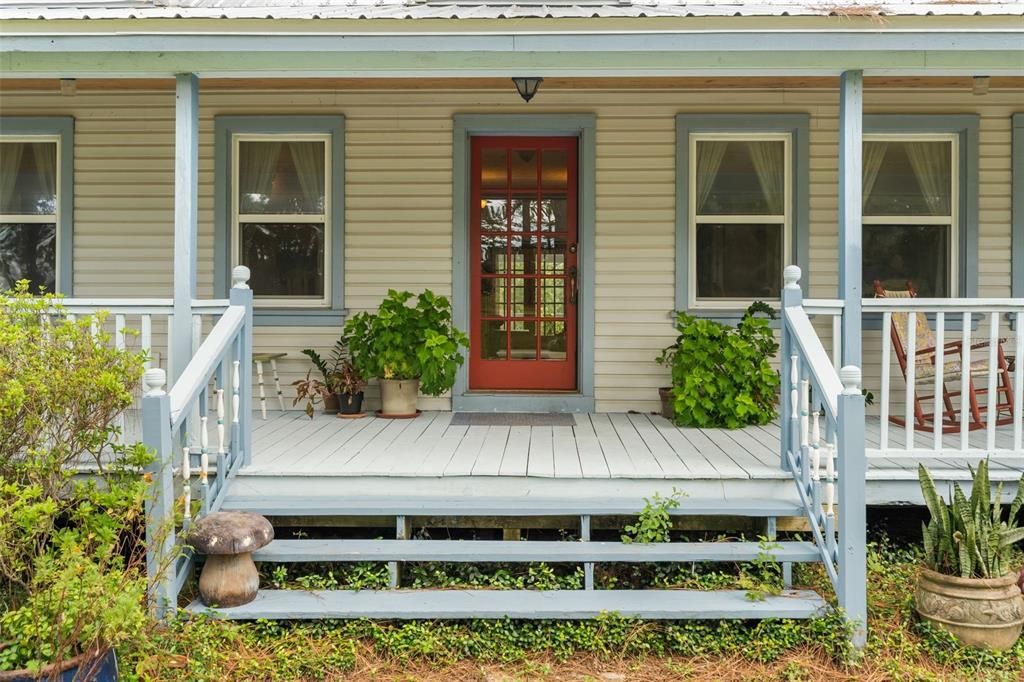 For Sale: $575,000 (3 beds, 2 baths, 2726 Square Feet)