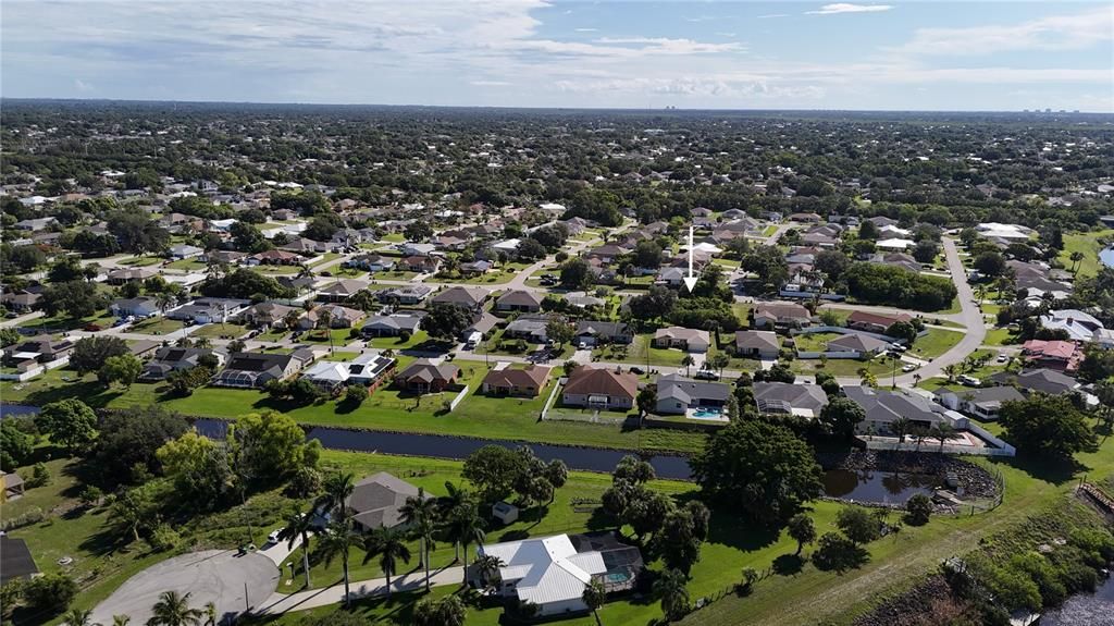 На продажу: $165,000 (0.23 acres)