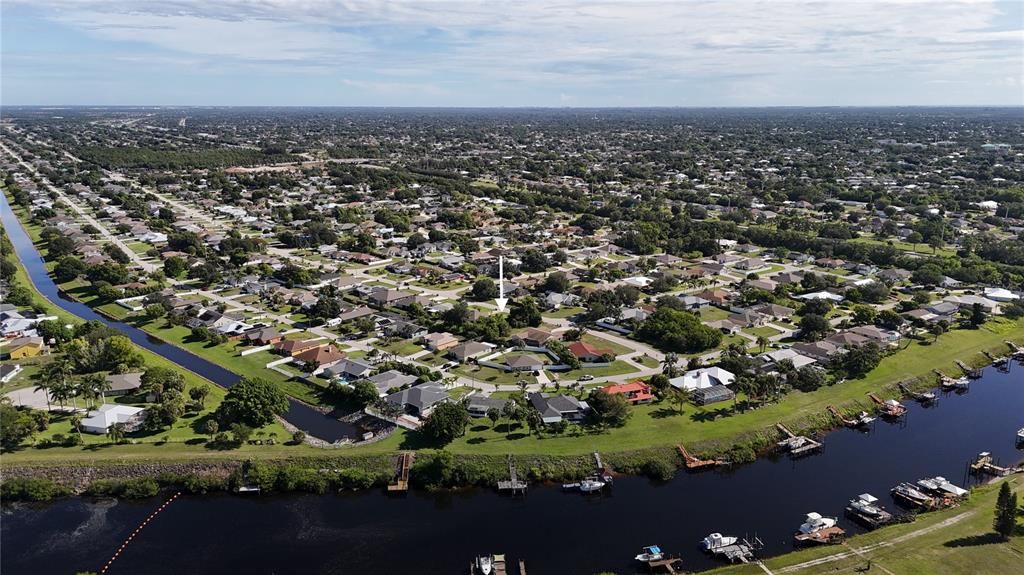 На продажу: $165,000 (0.23 acres)