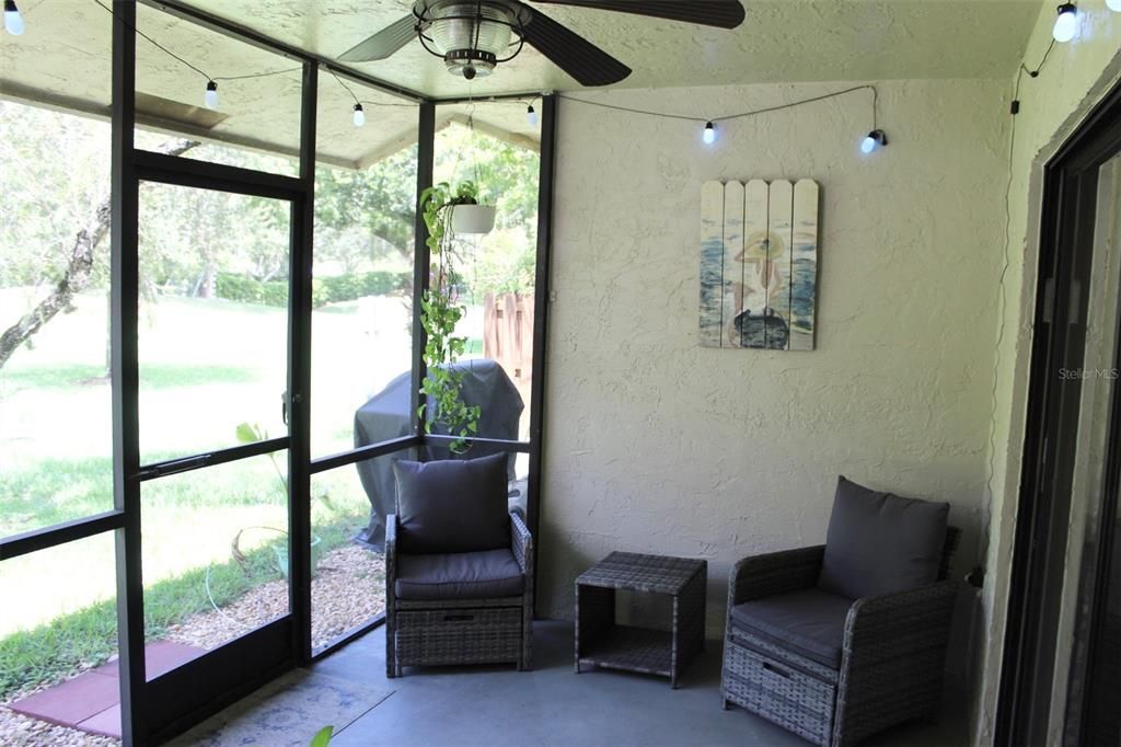 For Sale: $469,000 (3 beds, 2 baths, 1454 Square Feet)