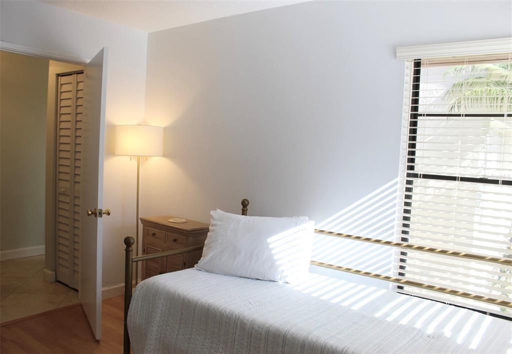 For Sale: $469,000 (3 beds, 2 baths, 1454 Square Feet)