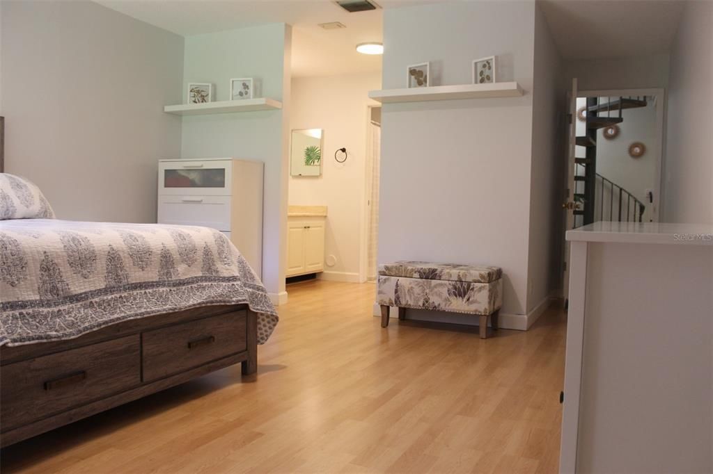 For Sale: $469,000 (3 beds, 2 baths, 1454 Square Feet)