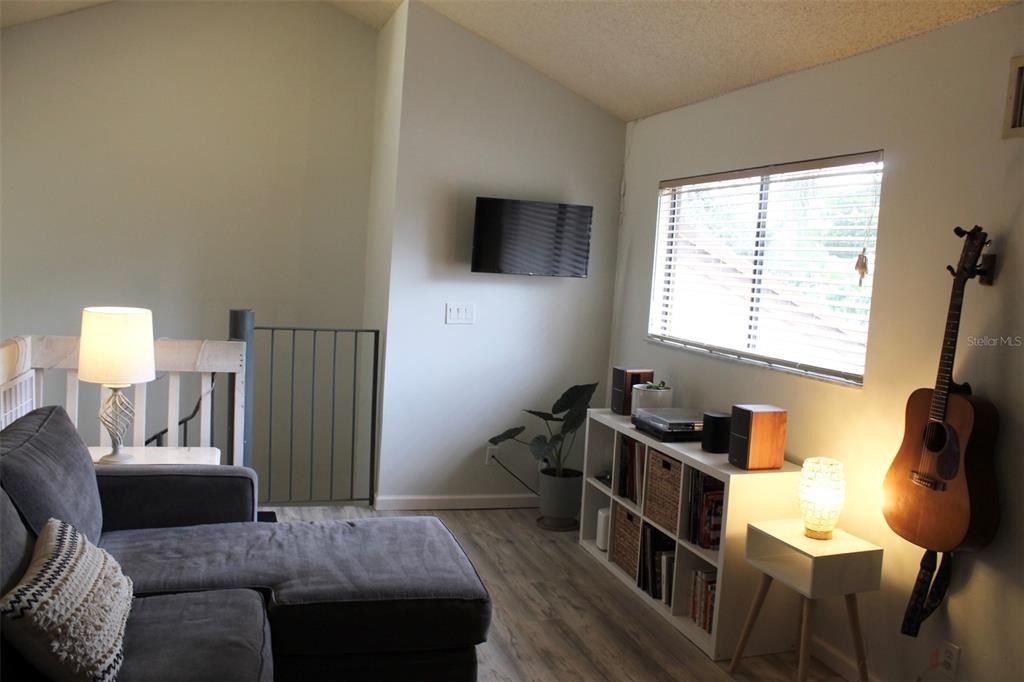 For Sale: $469,000 (3 beds, 2 baths, 1454 Square Feet)