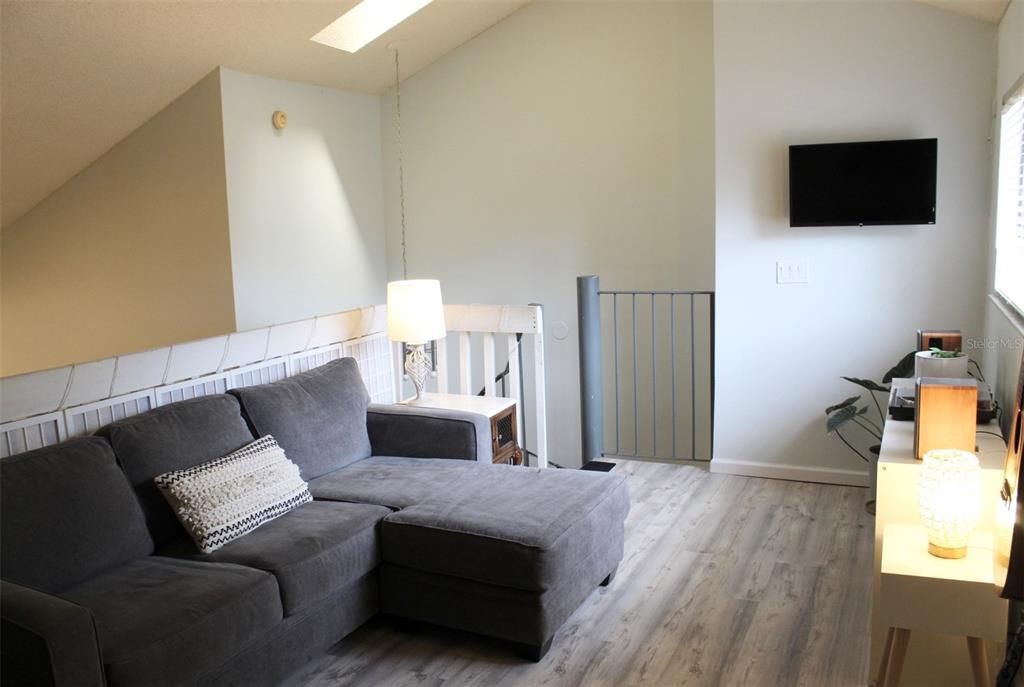 For Sale: $469,000 (3 beds, 2 baths, 1454 Square Feet)