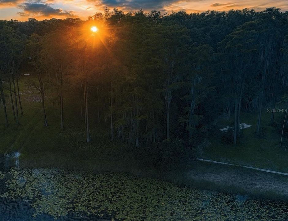 For Sale: $600,000 (1.11 acres)