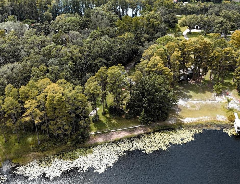 For Sale: $600,000 (1.11 acres)