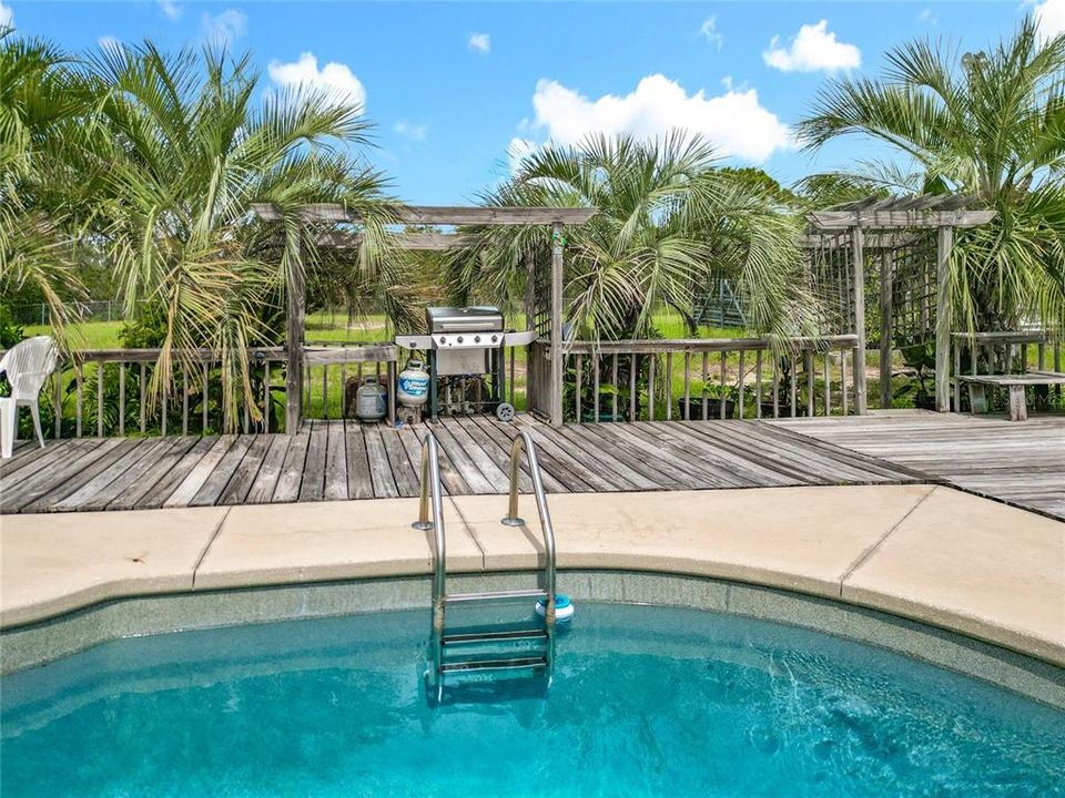 На продажу: $595,000 (4 спален, 3 ванн, 2600 Квадратных фут)